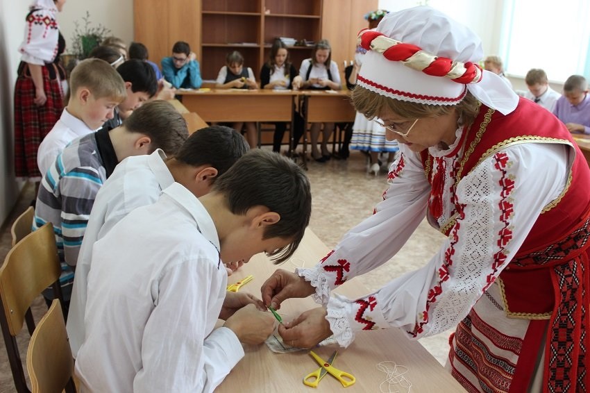 Урок беларуси. Уроки белорусского. Бел урок.