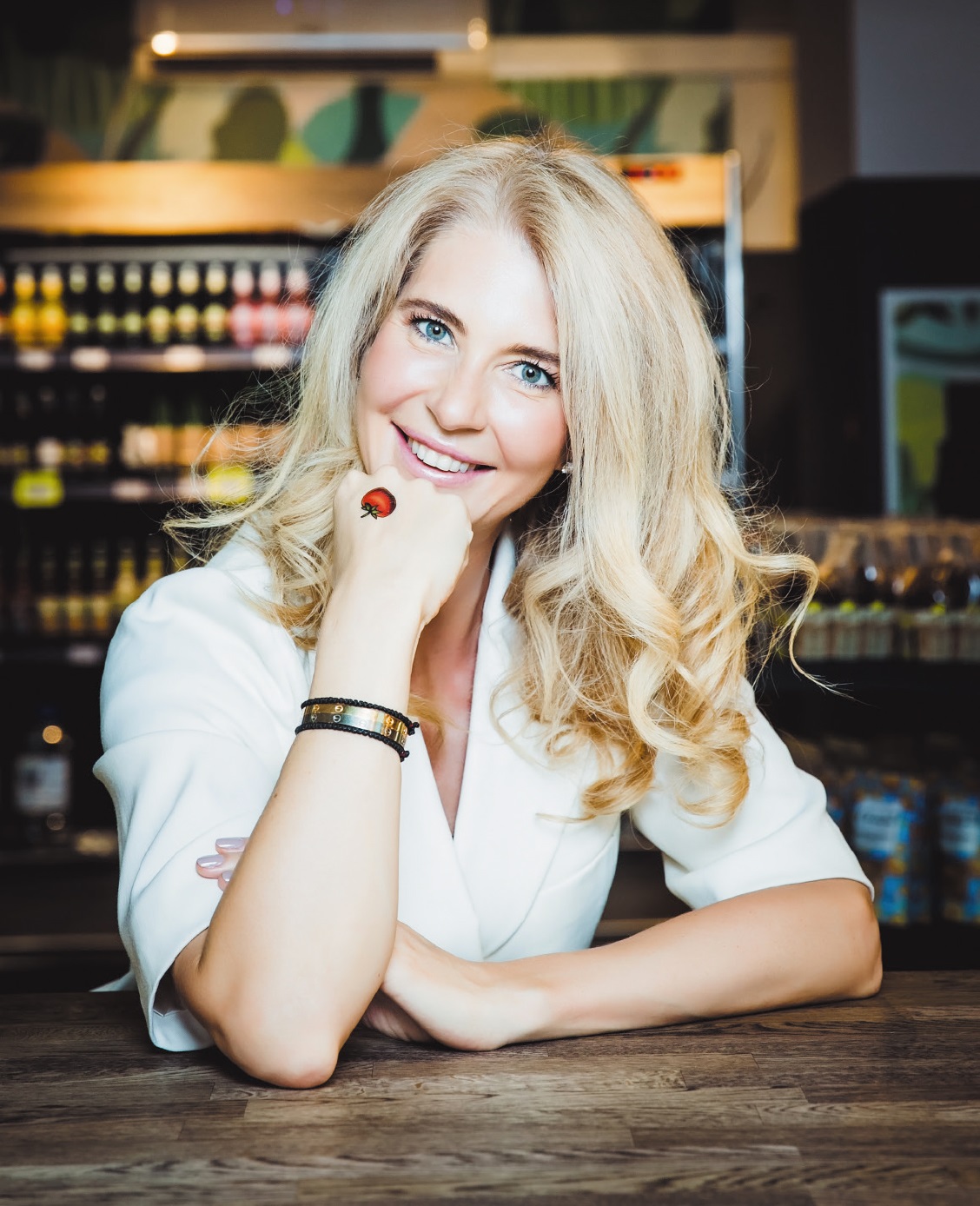 управляющий салоном красоты. владелица люберцы. владелица отеля. лихачева ильнара васильевна. клуб пятница люберцы.